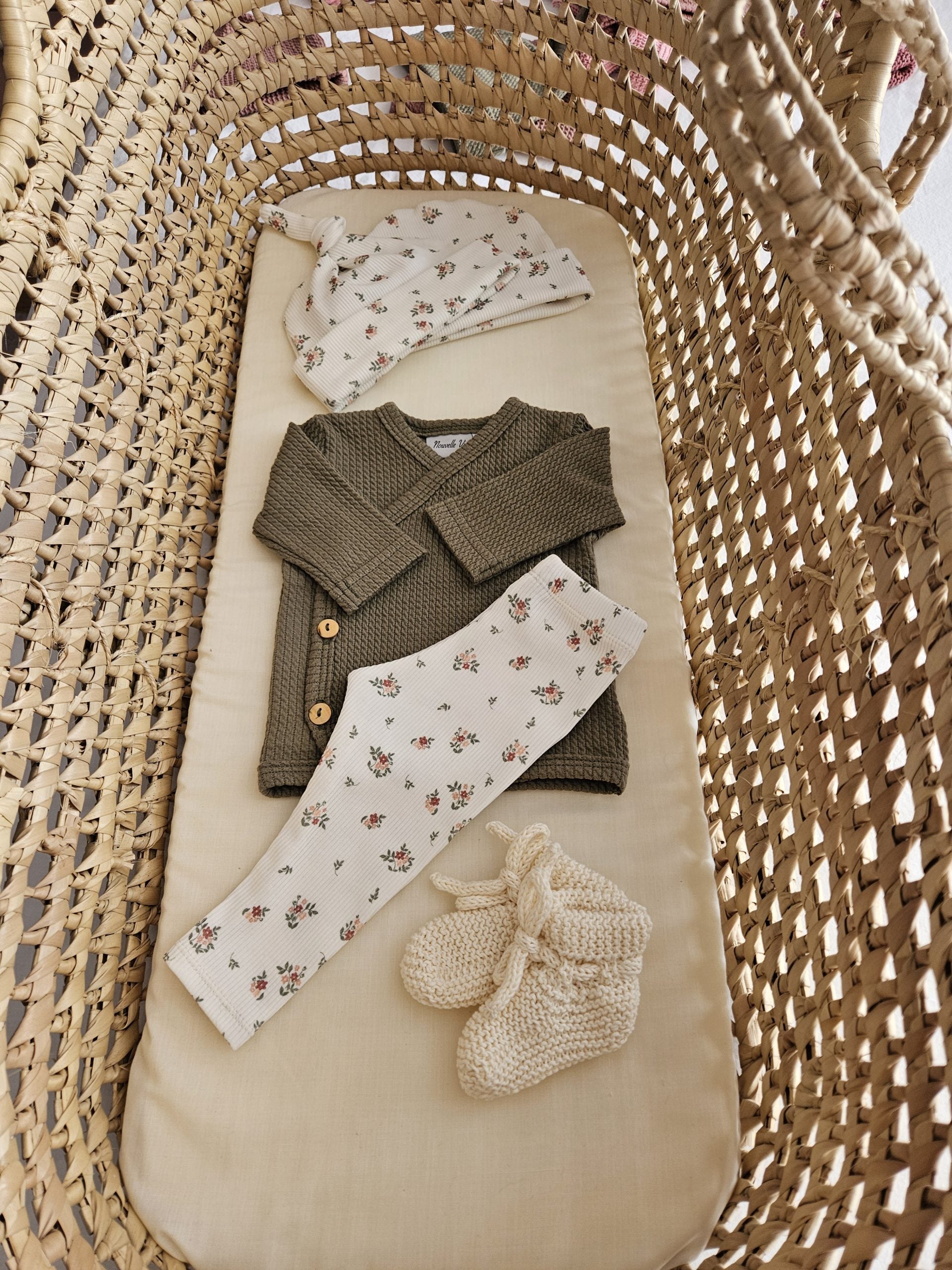 Mutsje kleine bloemetjes