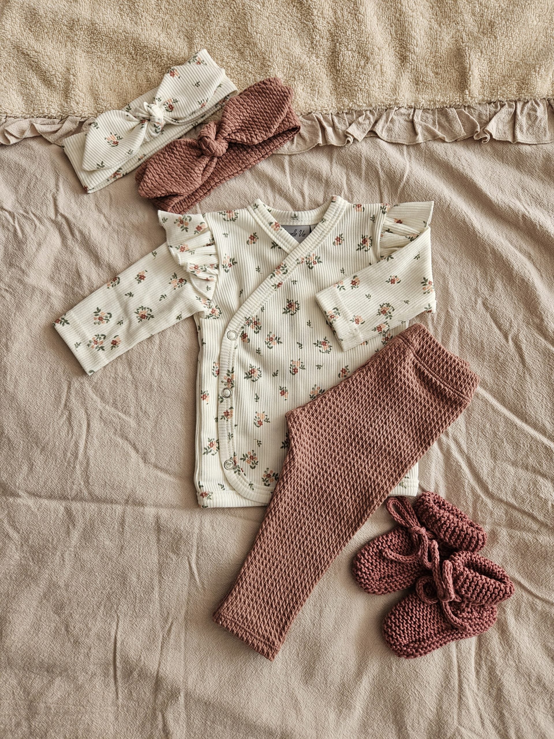 Overslagshirtje kleine bloemetjes