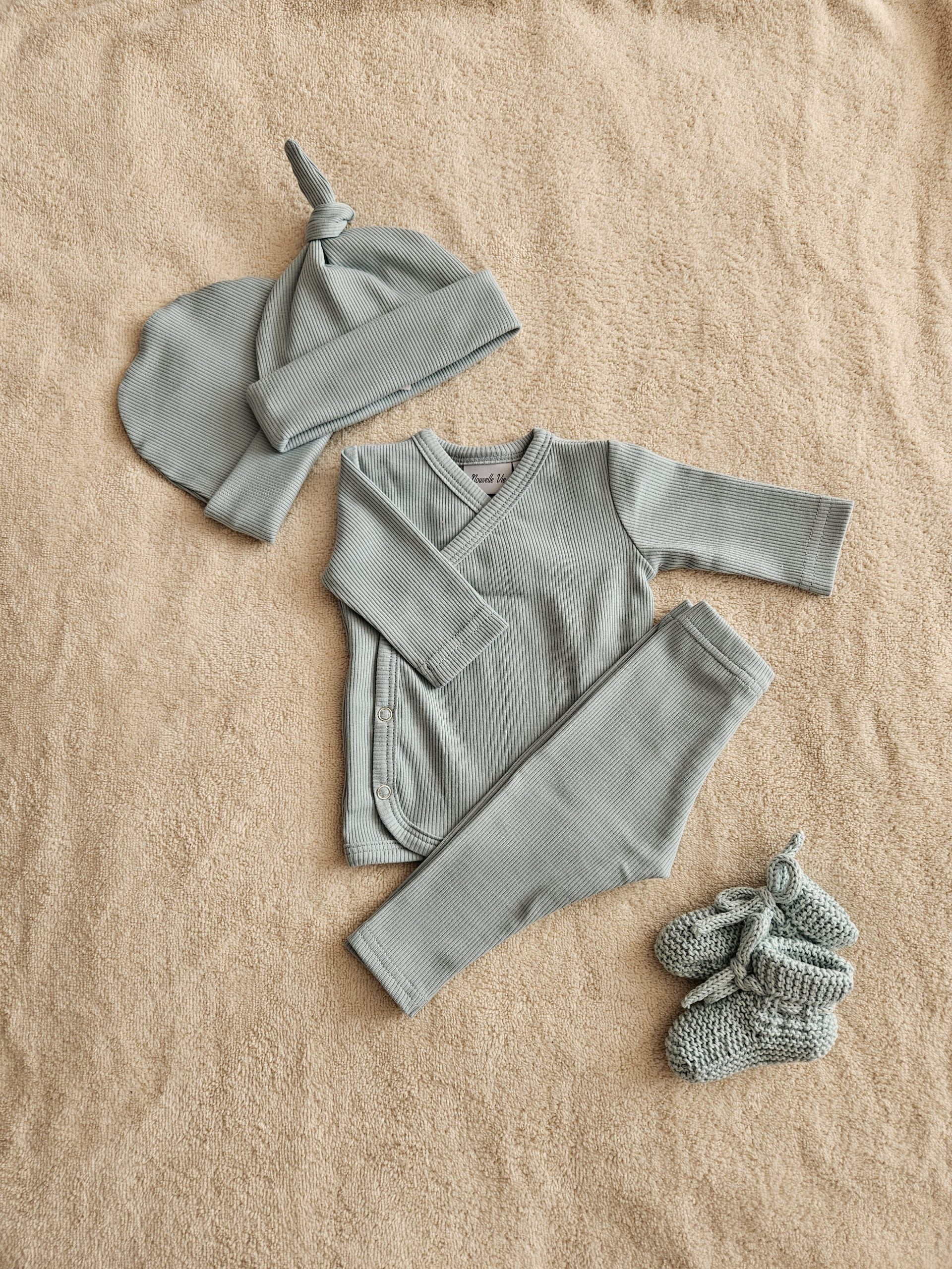 Broekje rib zeegroen