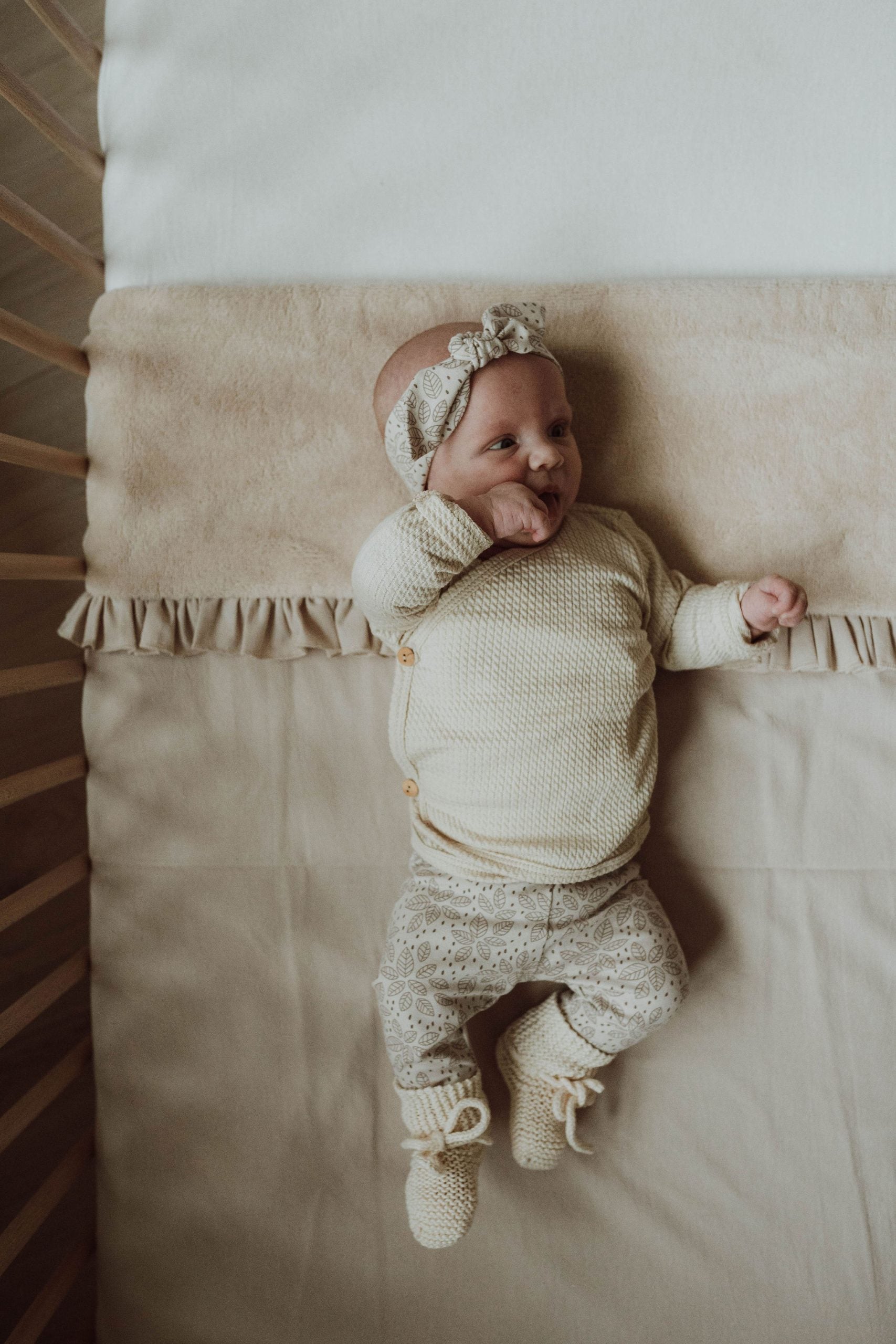 Broekje leaves and dots