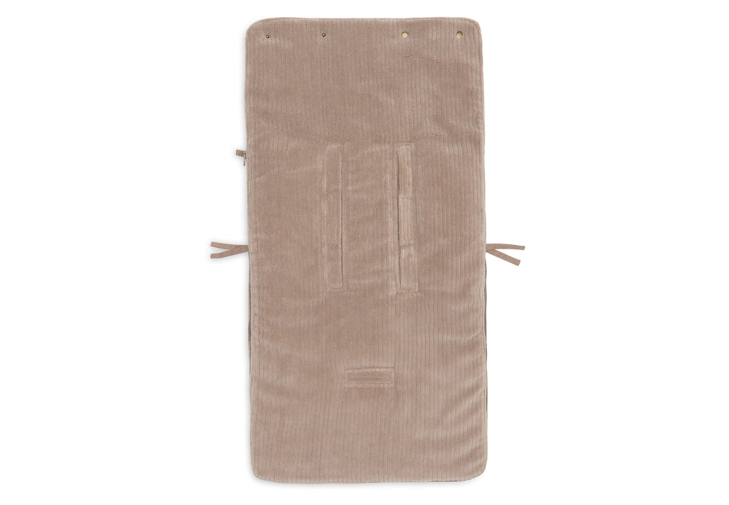 Voetenzak cloudy rib milky coffee