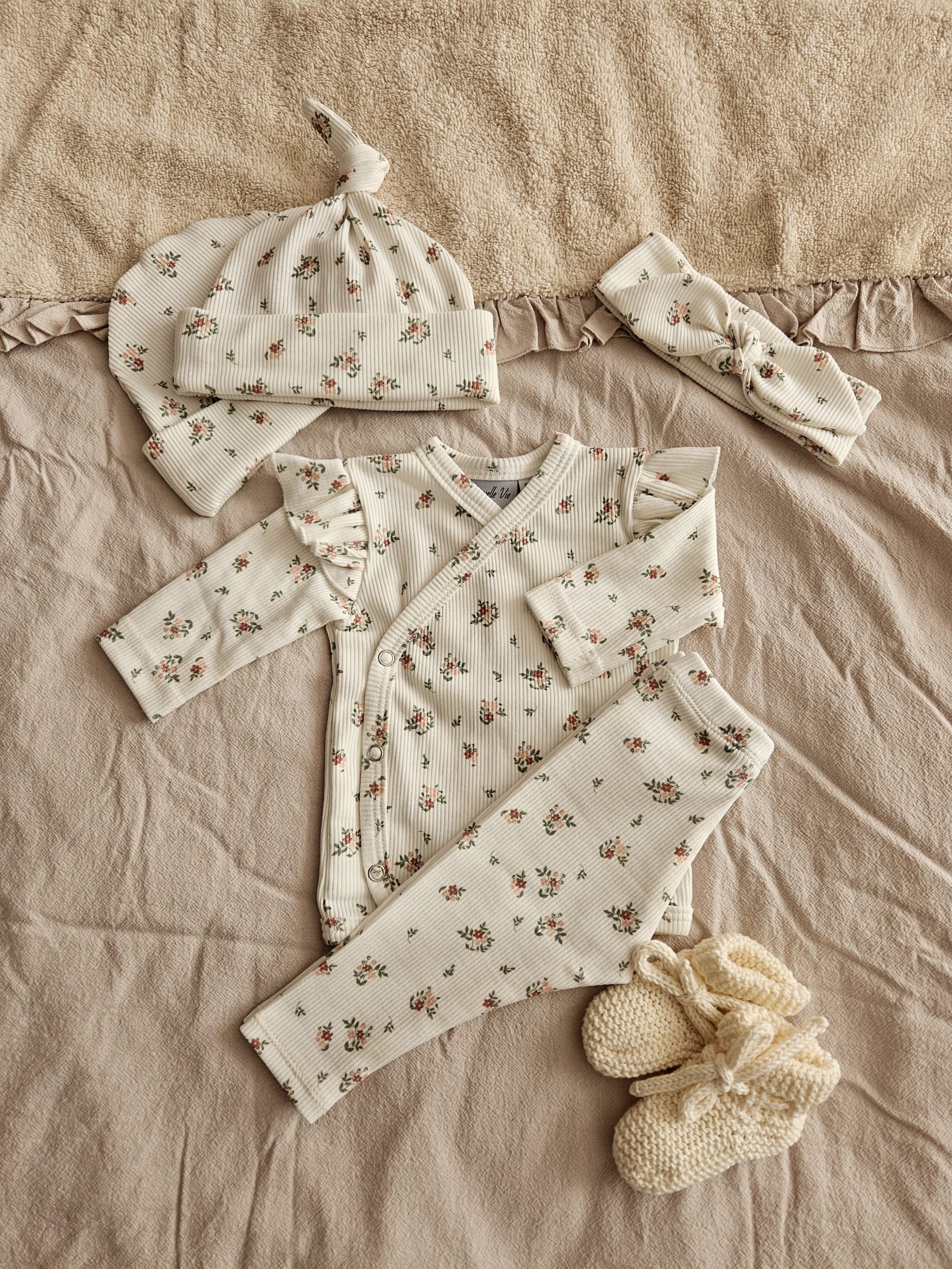 Overslagshirtje kleine bloemetjes