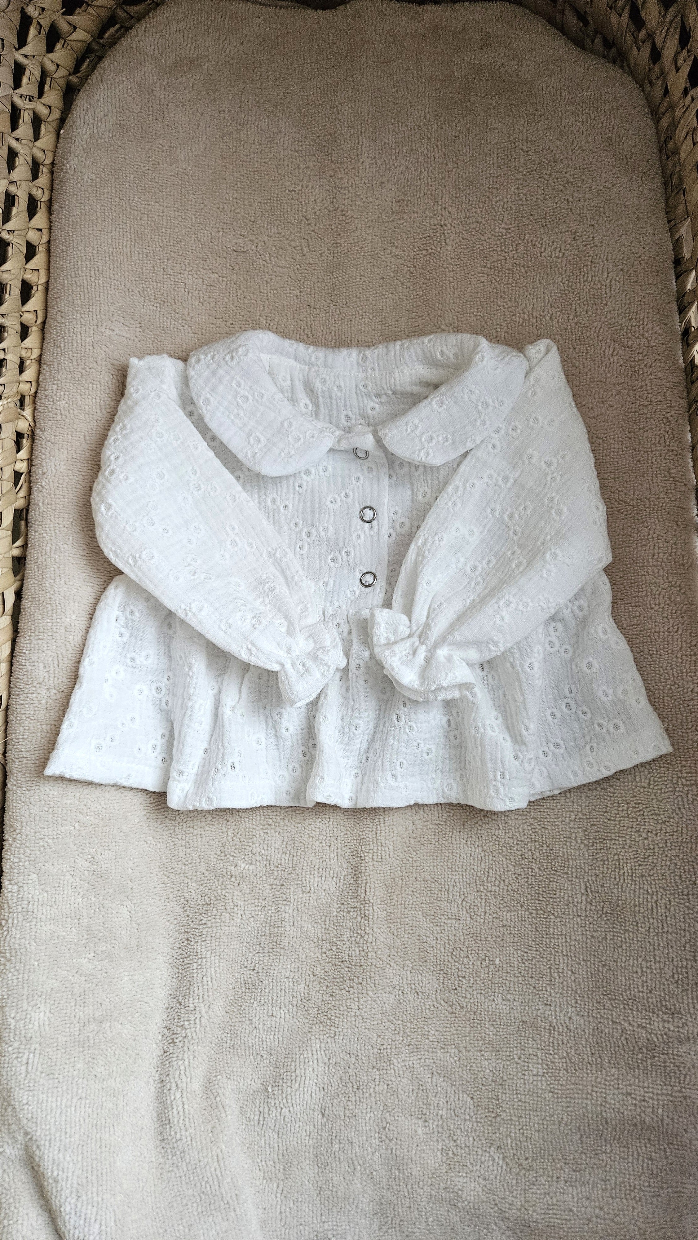 Bloesje millefleurs off white