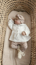 Bloesje millefleurs off white