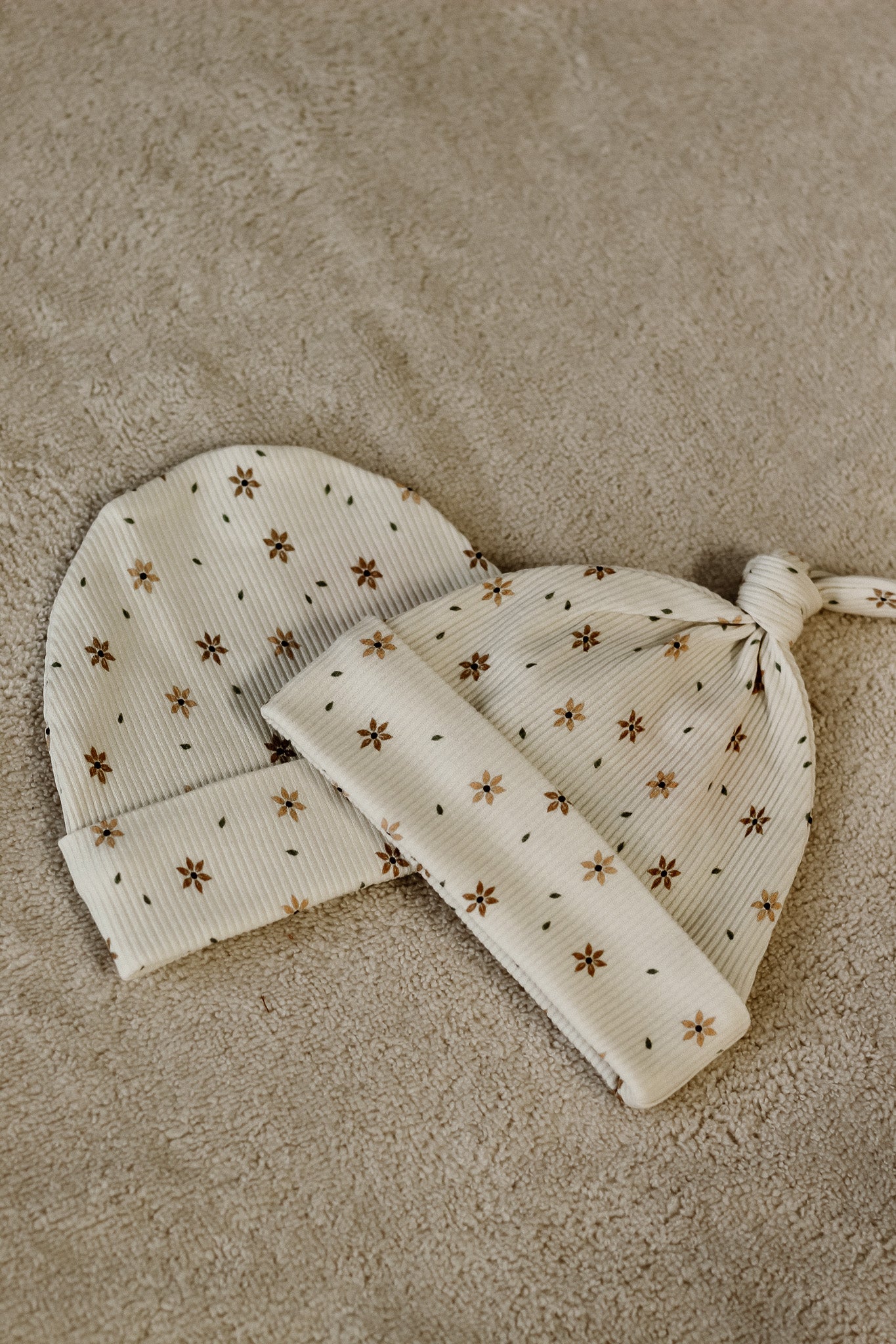 Mutsje little flower naturel