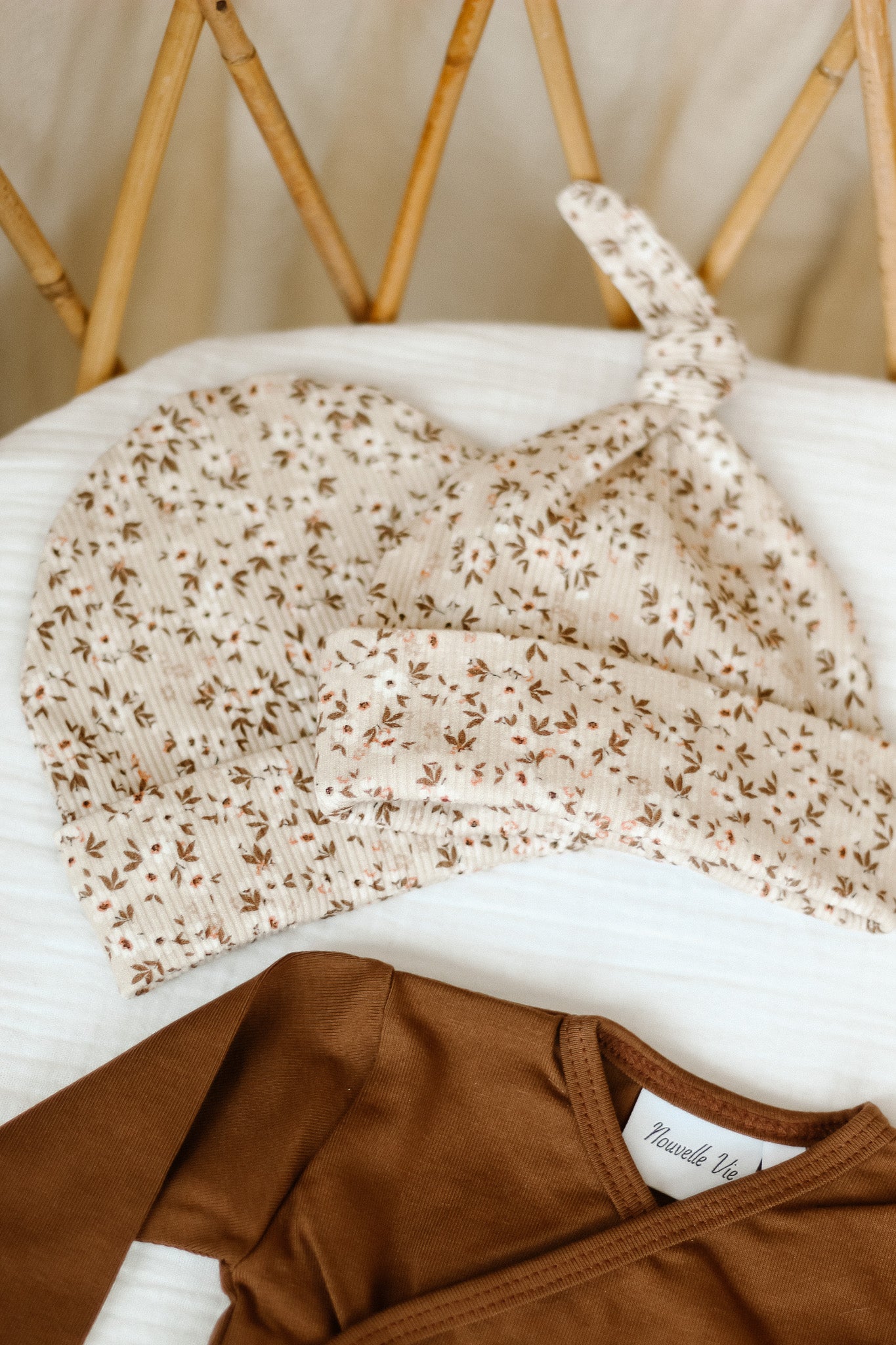 Mutsje rib blossom beige