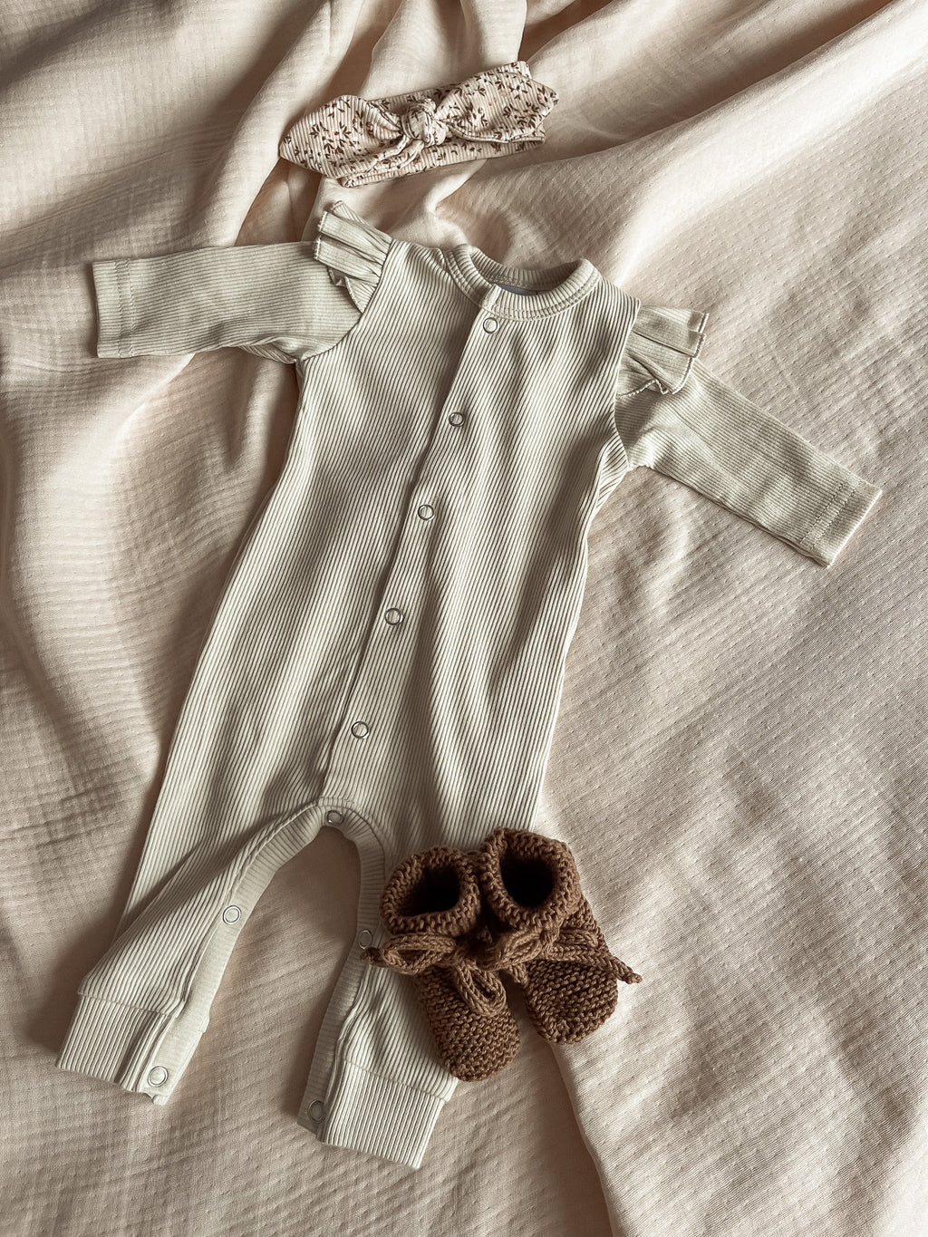 Boxpakje rib beige ruffle