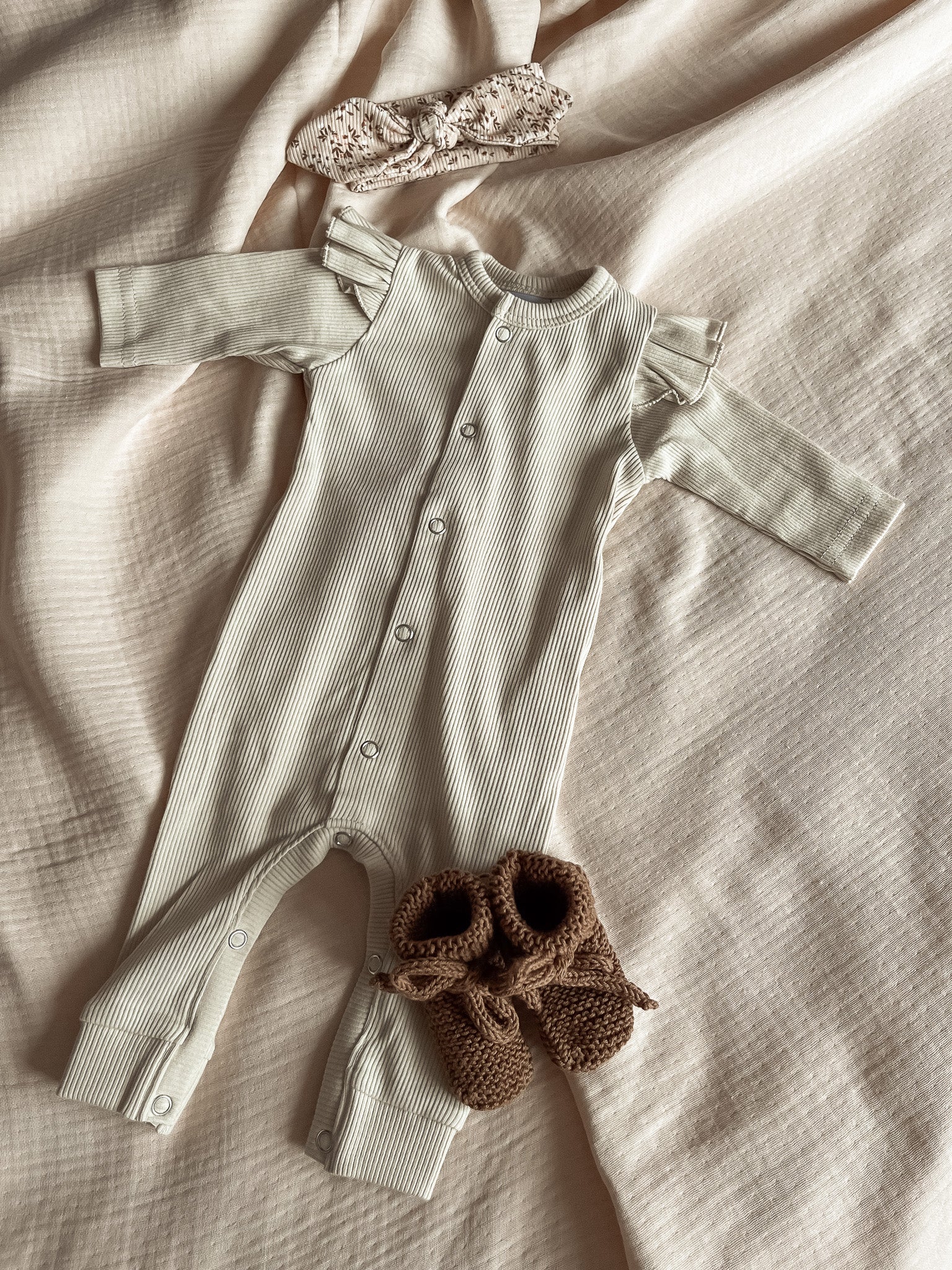 Boxpakje rib beige ruffle