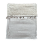 Wiegdeken cotton ruffle zand detail
